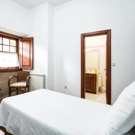 Bed & Breakfast Casa Da Roseira 2*